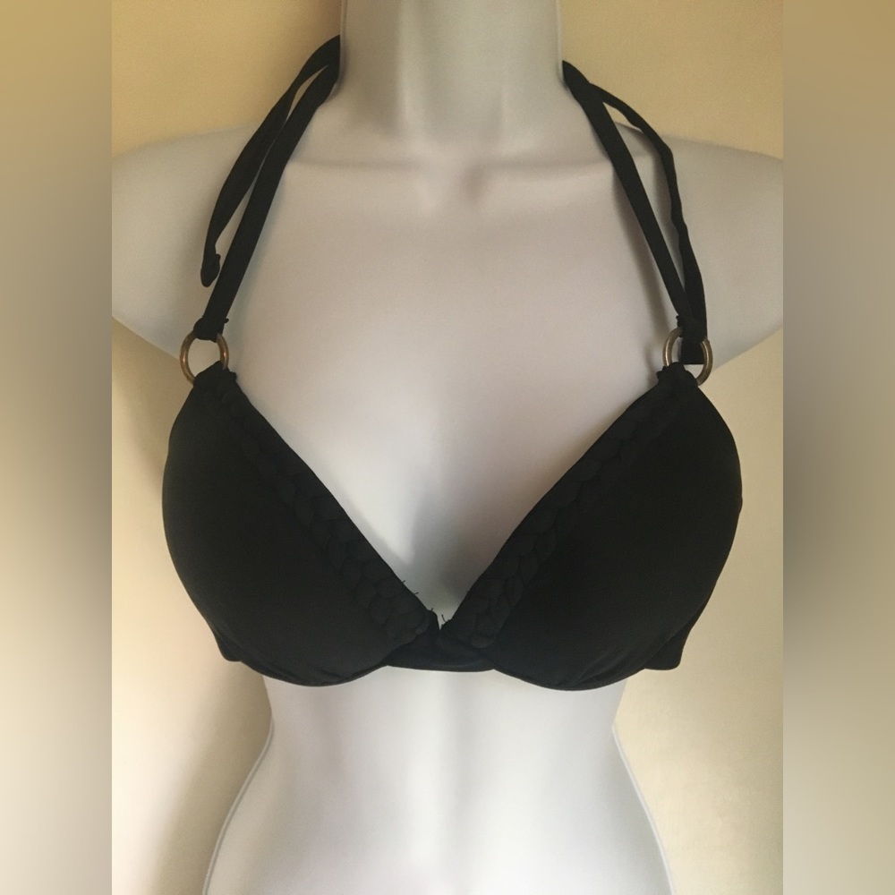 Xhiliration bikini top. Black. L.